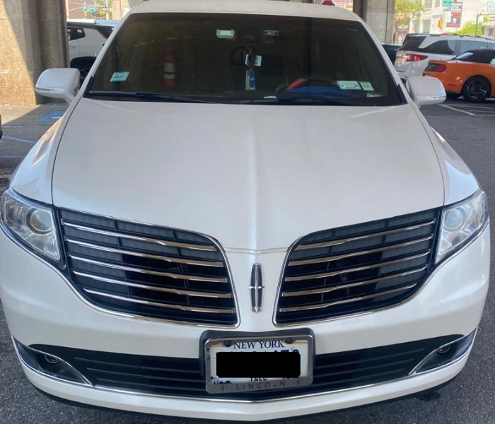Chauffeured Limousine Rental Service in New York City