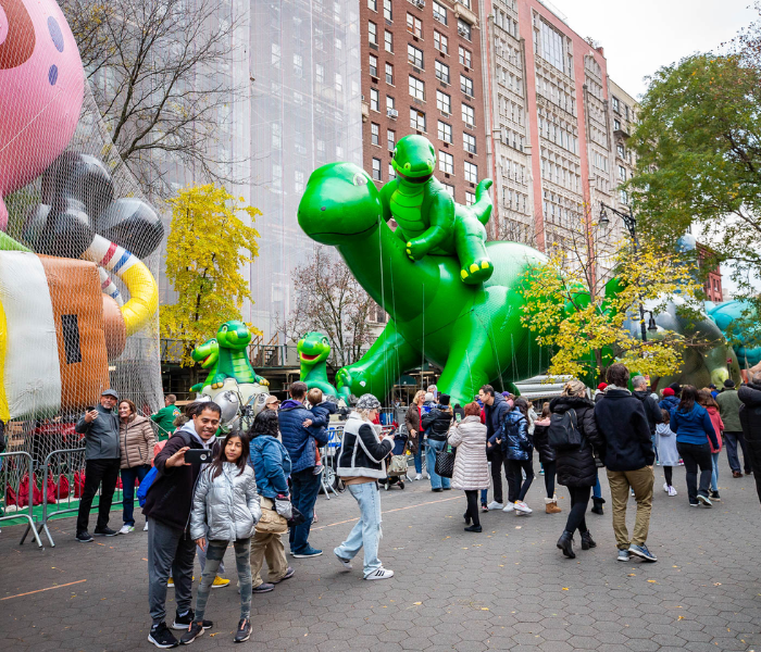 Thanksgiving Parade Transportation Guide 2025 The Best Way to Get to Macy’s Parade in New York